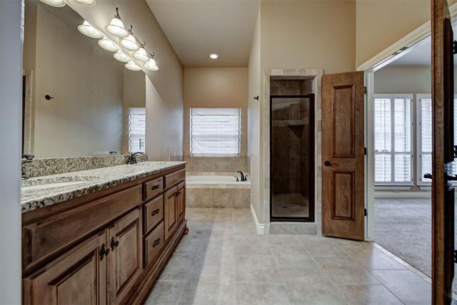 90 Olde Village Way, Edmond, OK 73013