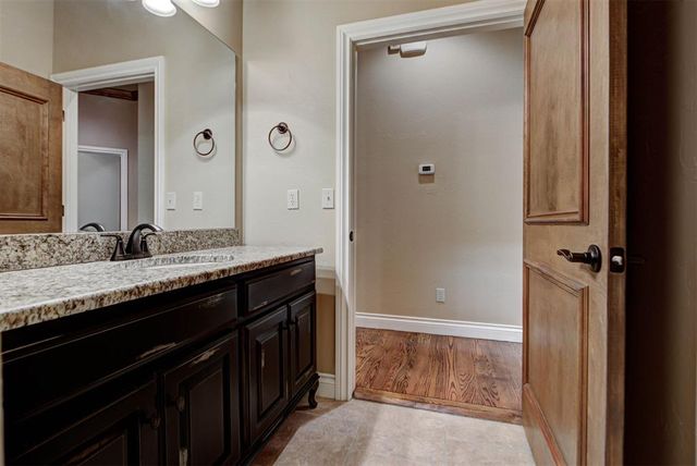 90 Olde Village Way, Edmond, OK 73013