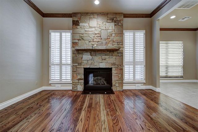 90 Olde Village Way, Edmond, OK 73013