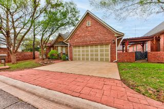 90 Olde Village Way, Edmond, OK 73013
