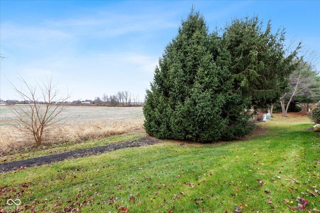 5655 Polk Drive, Noblesville, IN 46062