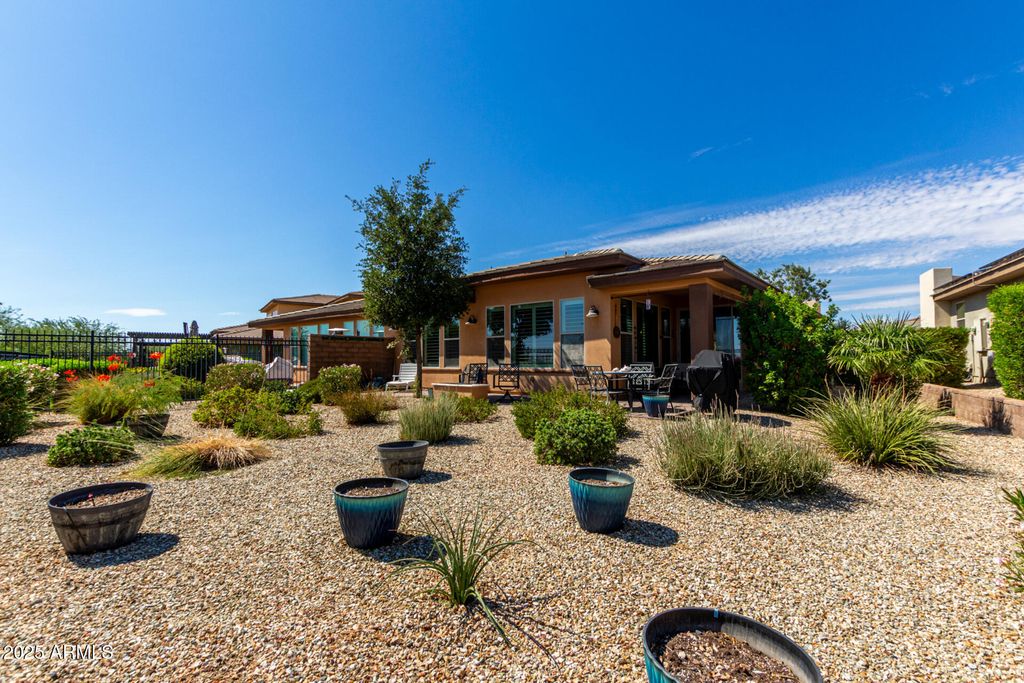 943 E COBBLE STONE Drive, Queen Creek, AZ 85140 — photo 2