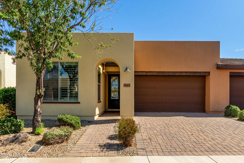 943 E COBBLE STONE Drive, Queen Creek, AZ 85140 — photo 3