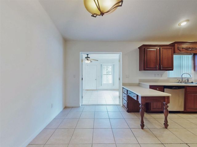 203 N DUSS STREET, New Smyrna Beach, FL 32168