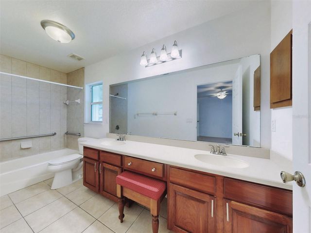 203 N DUSS STREET, New Smyrna Beach, FL 32168