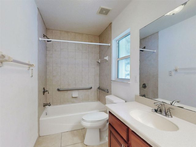 203 N DUSS STREET, New Smyrna Beach, FL 32168