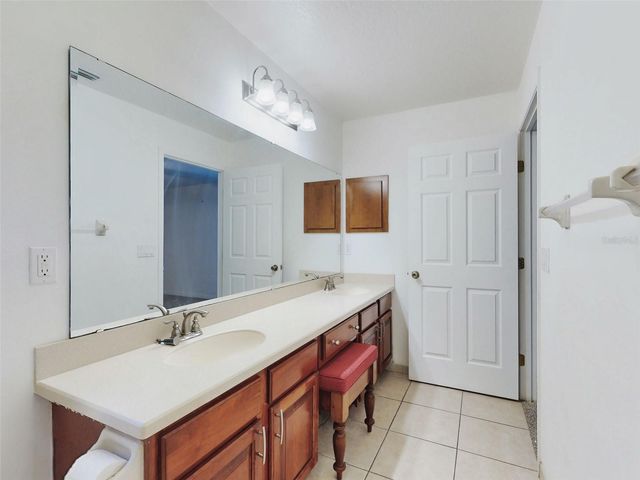 203 N DUSS STREET, New Smyrna Beach, FL 32168