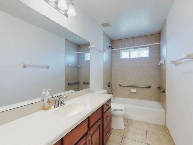 203 N DUSS STREET, New Smyrna Beach, FL 32168