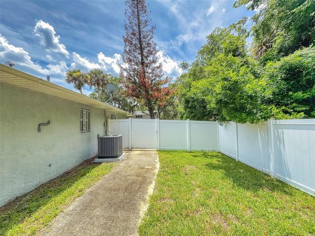 203 N DUSS STREET, New Smyrna Beach, FL 32168