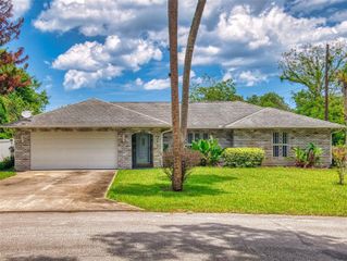 203 N DUSS STREET, New Smyrna Beach, FL 32168