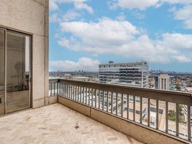 5909 Luther Lane 2301, Dallas, TX 75225