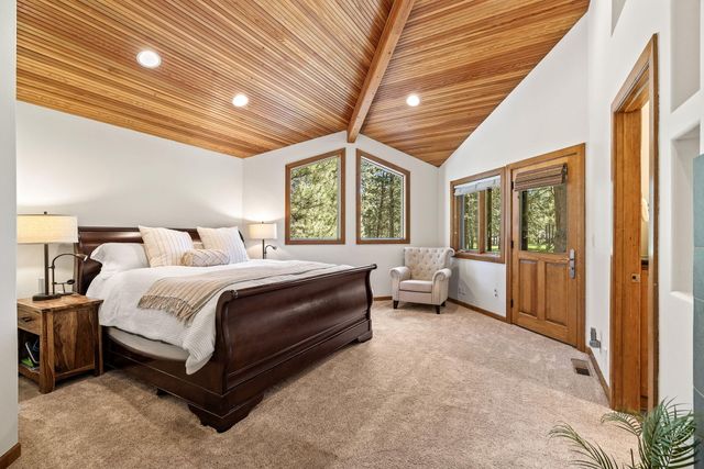 60766 Golf Village Loop, Bend, OR 97702