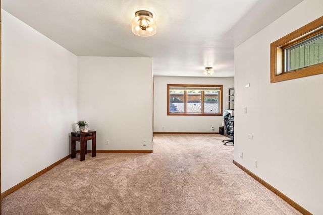 60766 Golf Village Loop, Bend, OR 97702
