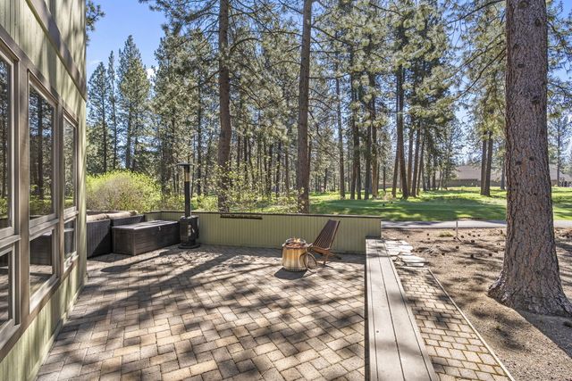 60766 Golf Village Loop, Bend, OR 97702