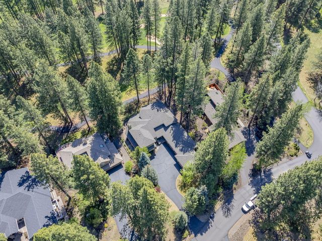 60766 Golf Village Loop, Bend, OR 97702