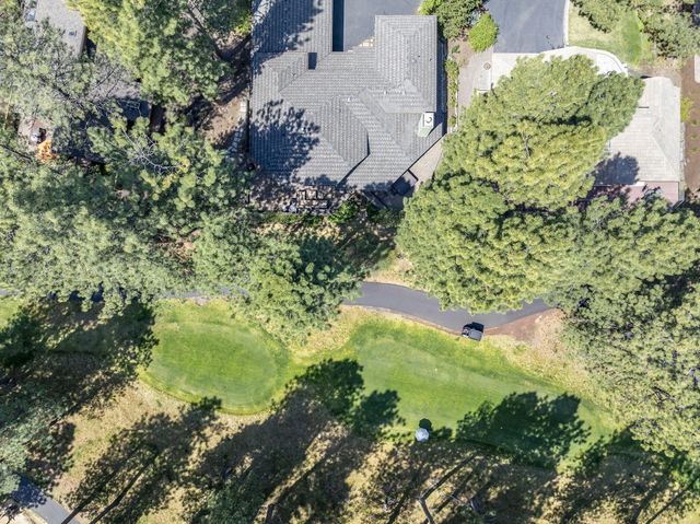 60766 Golf Village Loop, Bend, OR 97702