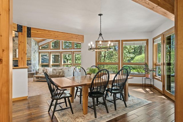 60766 Golf Village Loop, Bend, OR 97702