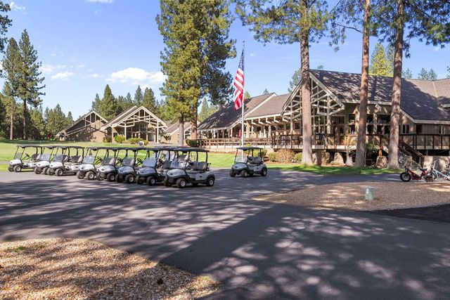 60766 Golf Village Loop, Bend, OR 97702