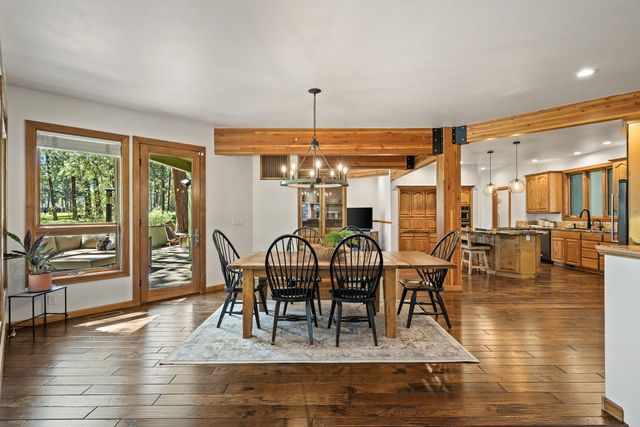60766 Golf Village Loop, Bend, OR 97702