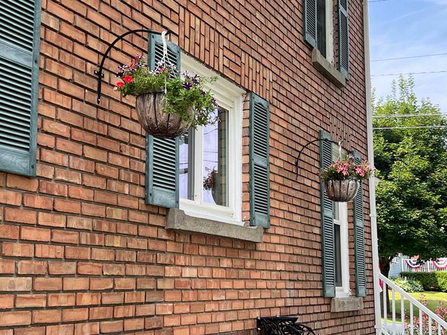 67 Highland Avenue, Derby, VT 05830