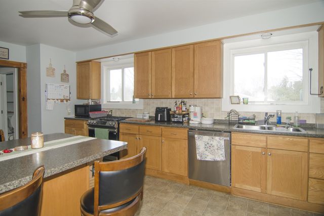 67 Highland Avenue, Derby, VT 05830