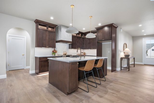 184 Taylor Lane, Pasco, WA 99301