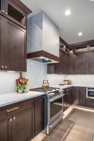 184 Taylor Lane, Pasco, WA 99301