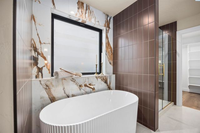 184 Taylor Lane, Pasco, WA 99301