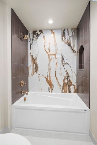 184 Taylor Lane, Pasco, WA 99301