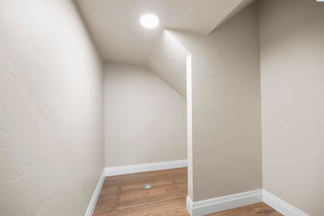 184 Taylor Lane, Pasco, WA 99301