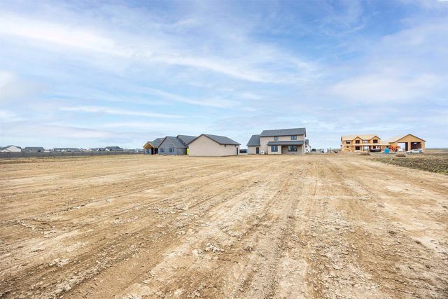 184 Taylor Lane, Pasco, WA 99301