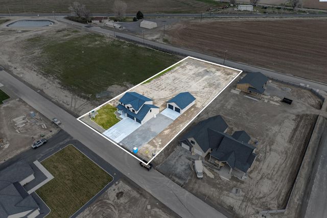 184 Taylor Lane, Pasco, WA 99301