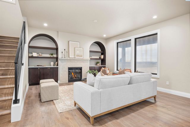 184 Taylor Lane, Pasco, WA 99301