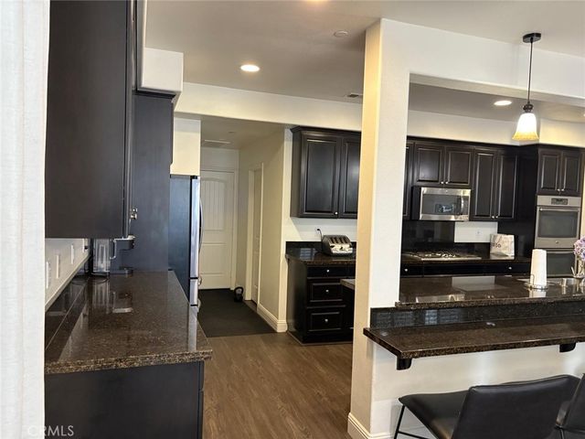 6111 Peregrine Drive, Jurupa Valley, CA 91752