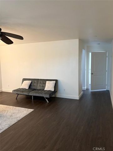 6111 Peregrine Drive, Jurupa Valley, CA 91752