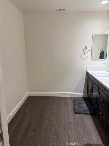 6111 Peregrine Drive, Jurupa Valley, CA 91752