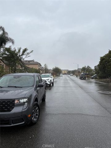 6111 Peregrine Drive, Jurupa Valley, CA 91752