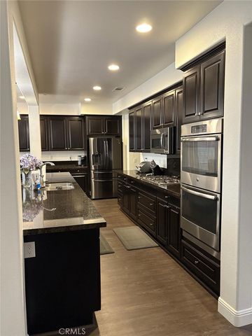 6111 Peregrine Drive, Jurupa Valley, CA 91752