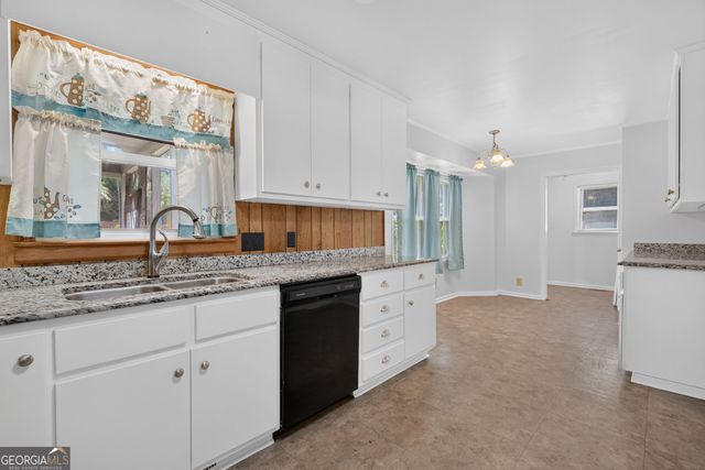 357 Lokchapee Drive, Macon, GA 31210