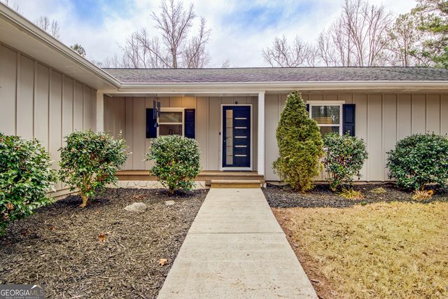 15 Glen Cannon Trail, Newnan, GA 30265