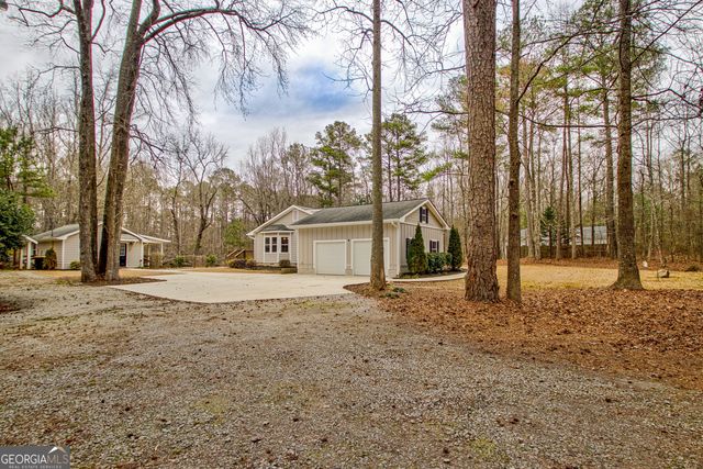 15 Glen Cannon Trail, Newnan, GA 30265
