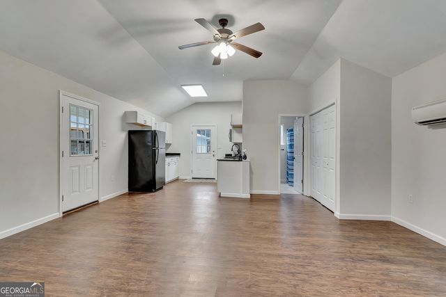 15 Glen Cannon Trail, Newnan, GA 30265