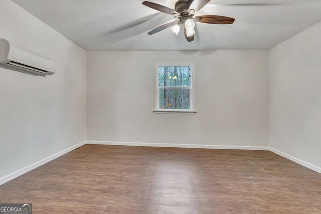 15 Glen Cannon Trail, Newnan, GA 30265