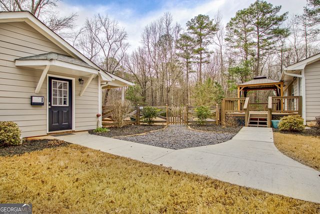 15 Glen Cannon Trail, Newnan, GA 30265