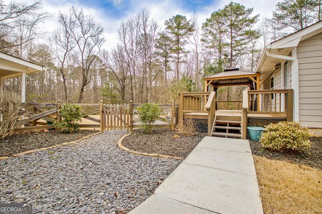 15 Glen Cannon Trail, Newnan, GA 30265