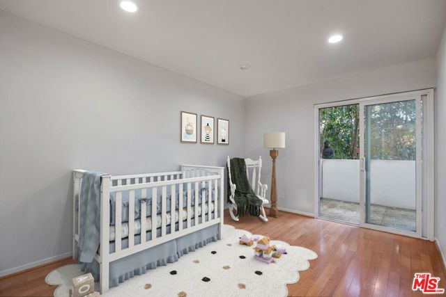 15325 Magnolia Boulevard 108, Sherman Oaks, CA 91403