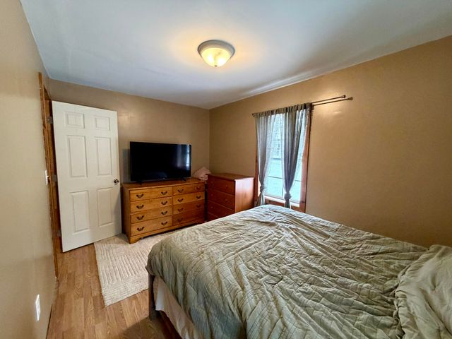 24 Moore Street, Champlain, NY 12919