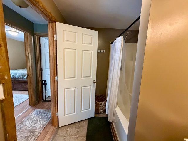 24 Moore Street, Champlain, NY 12919