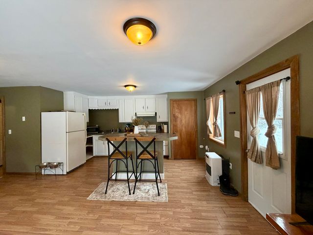 24 Moore Street, Champlain, NY 12919