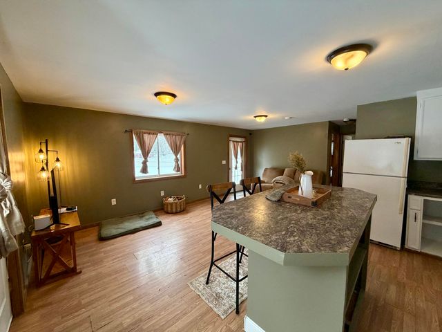 24 Moore Street, Champlain, NY 12919